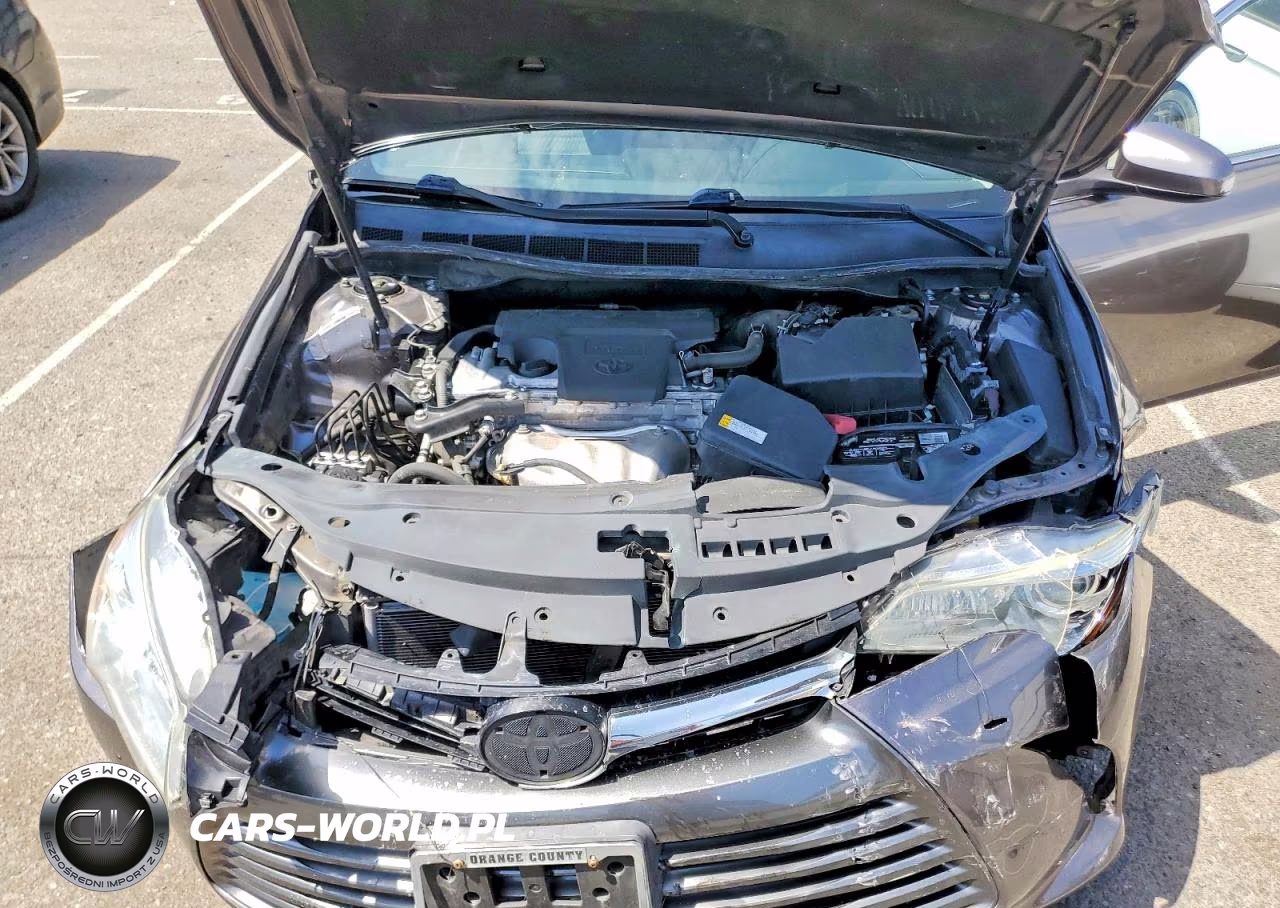 2016 Toyota Camry Le VIN:4T4BF1FK8GR571018 - 11