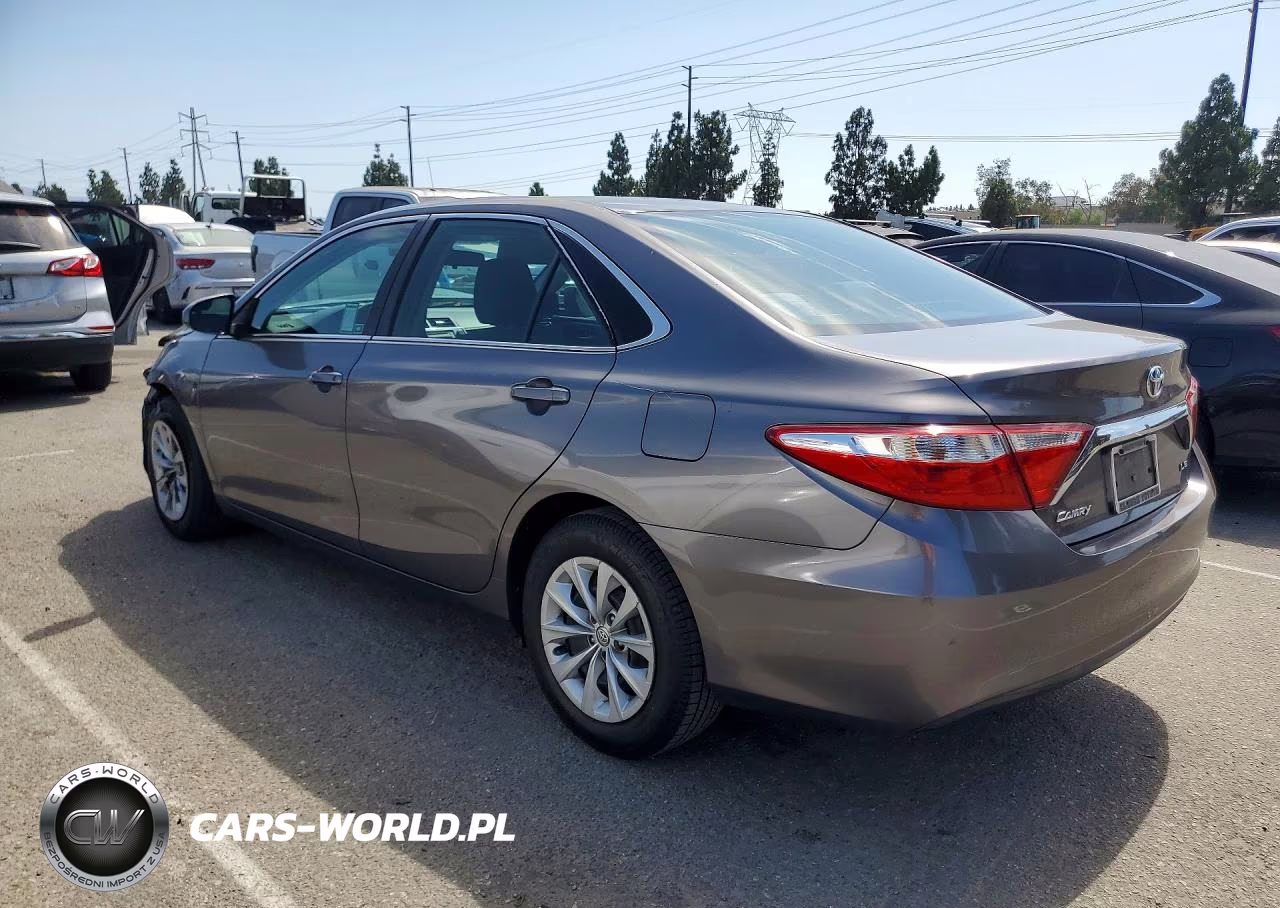 2016 Toyota Camry Le VIN:4T4BF1FK8GR571018 - 2