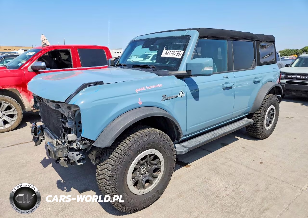 2023 Ford Bronco Base