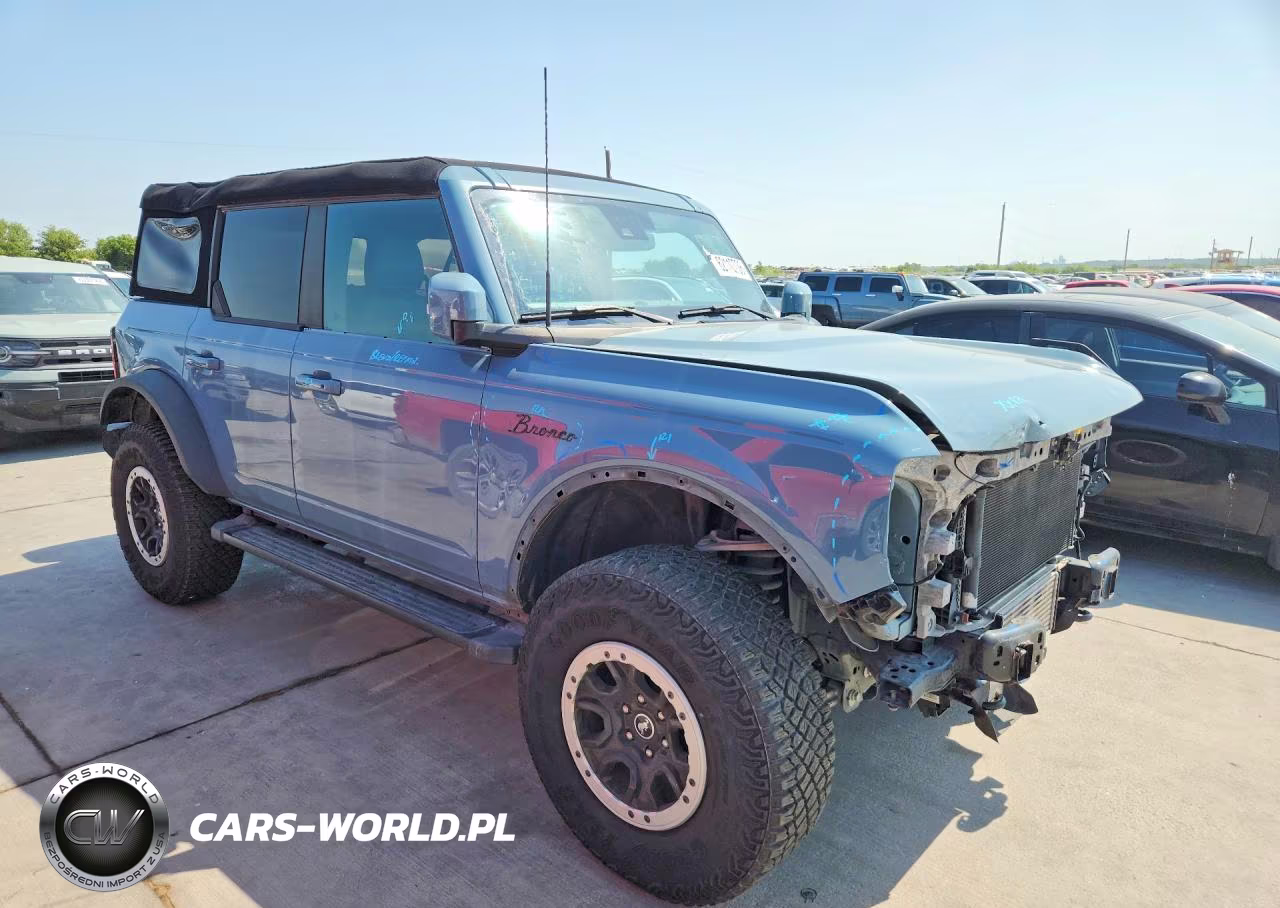 2023 Ford Bronco Base VIN:1FMDE5DH6PLB53941 - 4
