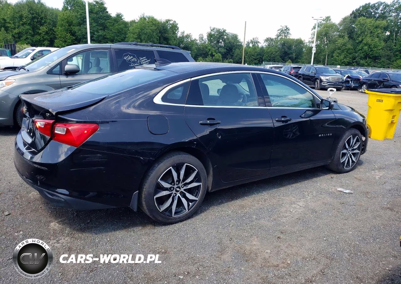 2018 Chevrolet Malibu Lt VIN:1G1ZD5ST5JF290260 - 3