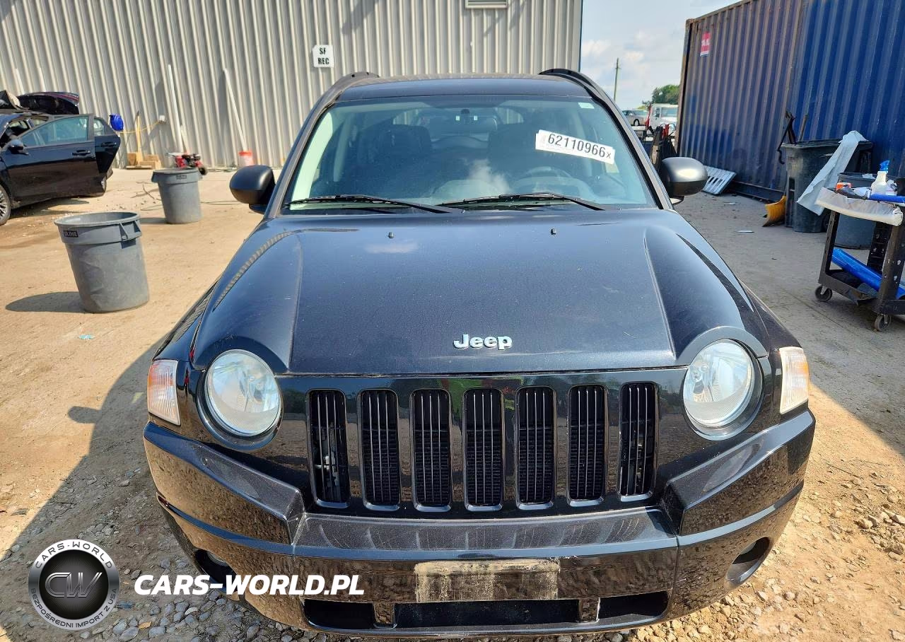 2009 Jeep Compass VIN:1J4FT47A29D139814 - 5