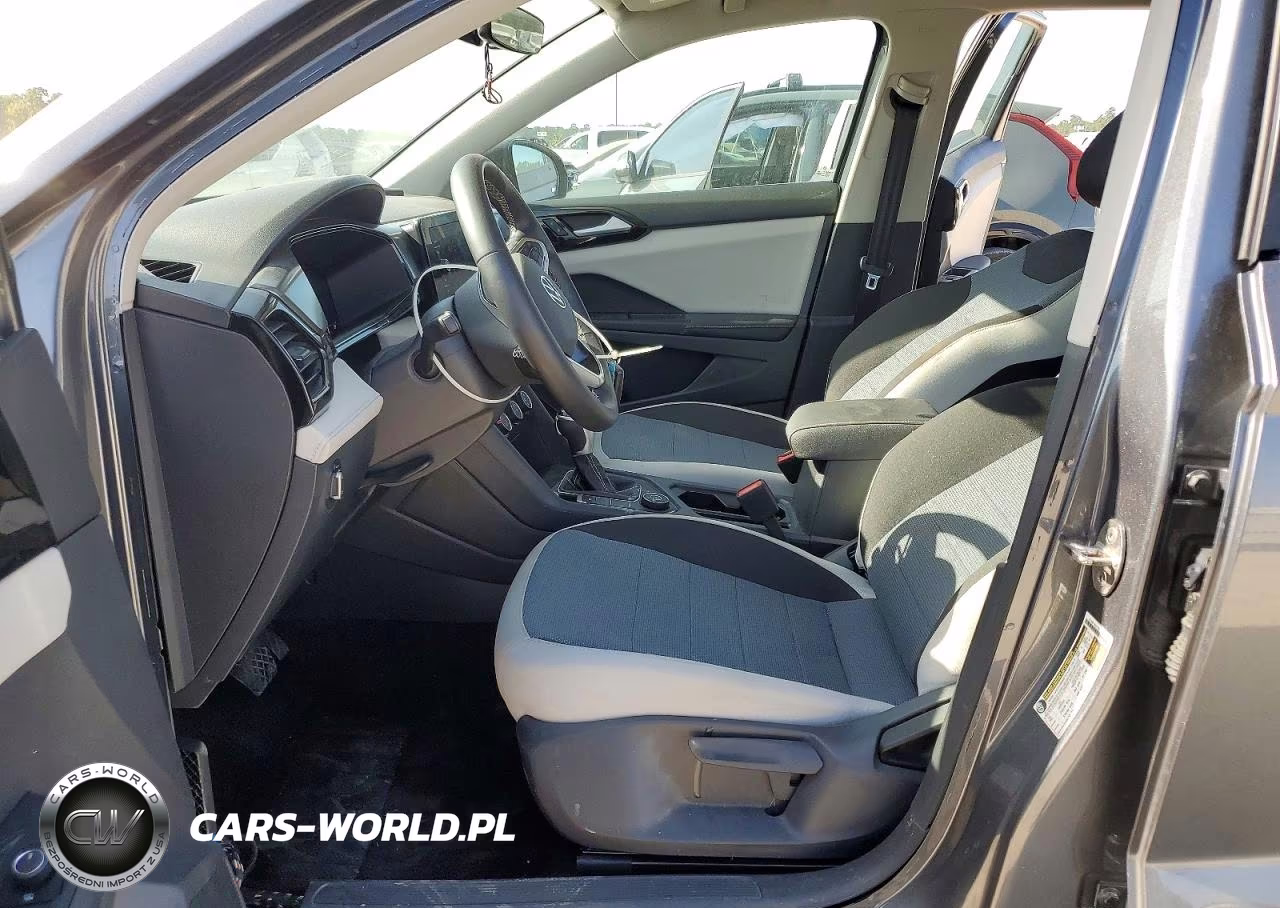 2025 Volkswagen Taos S VIN:3VV8C7B20SM047757 - 7