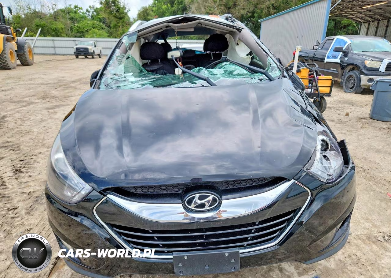 2011 Hyundai Tucson Limited VIN:KM8JU3AC6BU172480 - 5