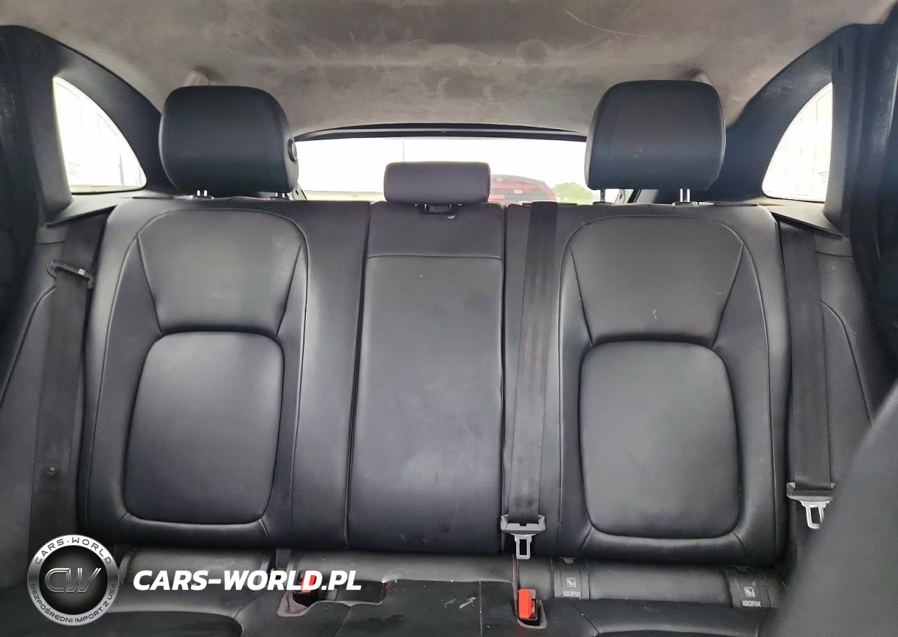 2019 Jaguar F-Pace Premium VIN:SADCJ2FX7KA399081 - 10