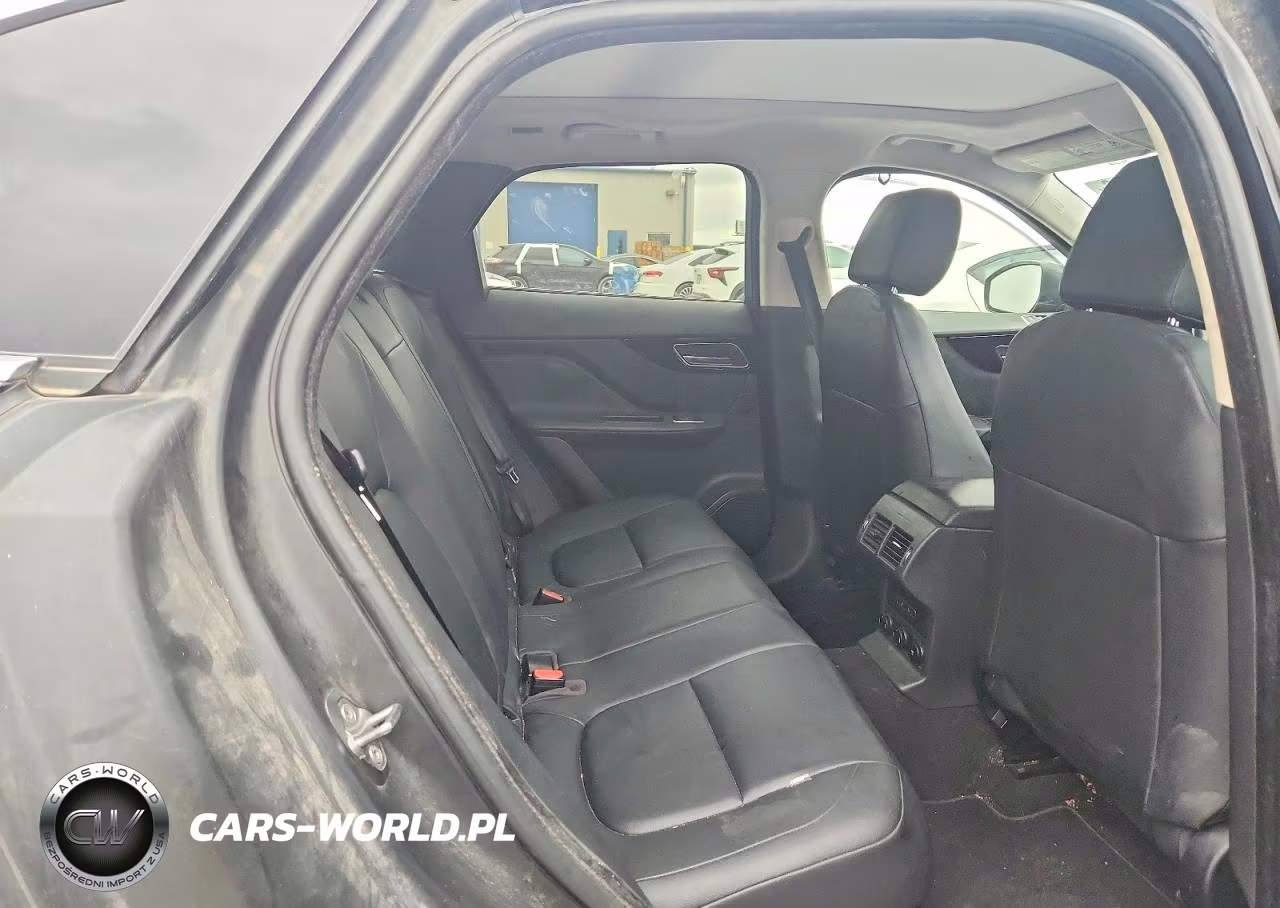 2019 Jaguar F-Pace Premium VIN:SADCJ2FX7KA399081 - 11
