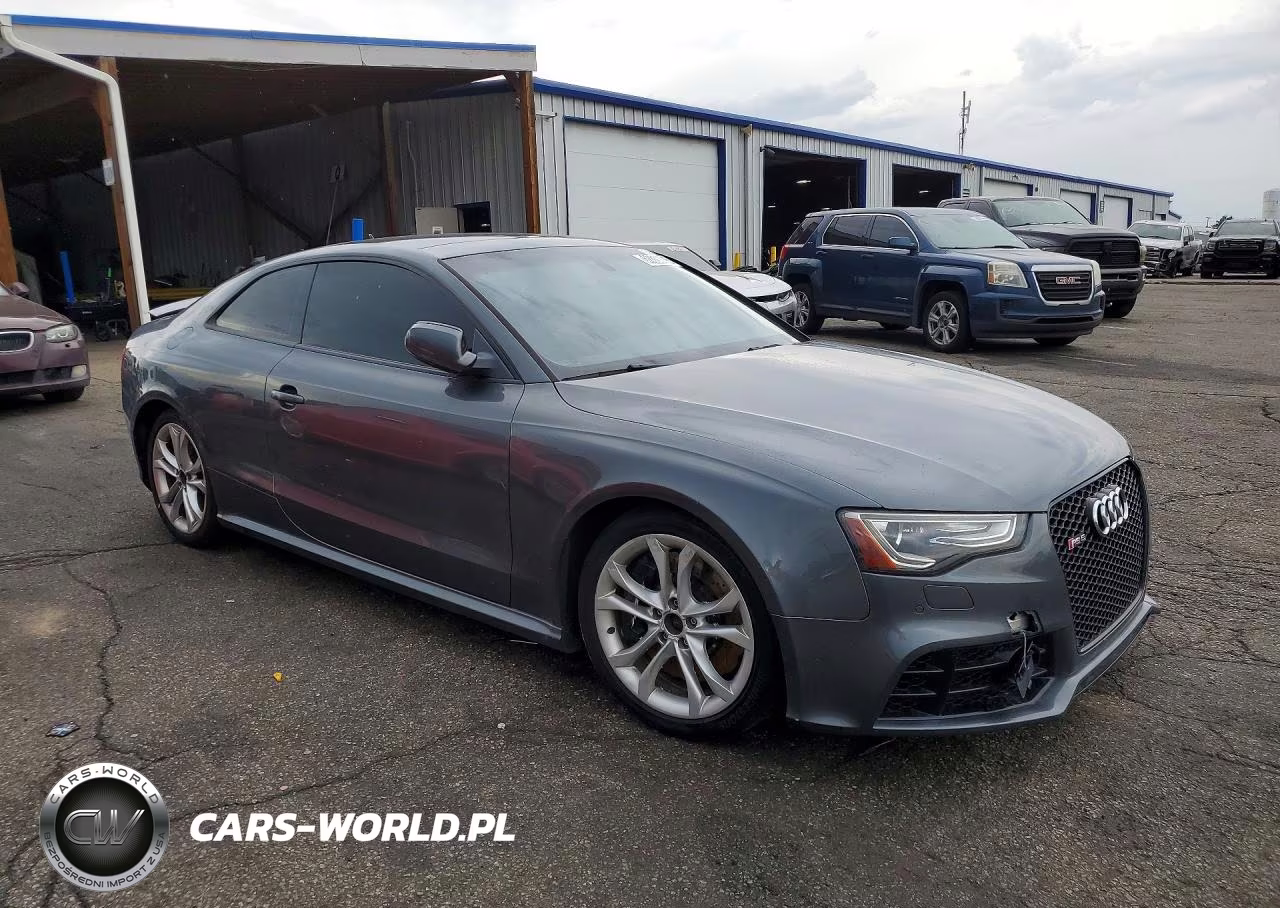 2013 Audi Rs5 VIN:WUAC6AFR0DA901346 - 4