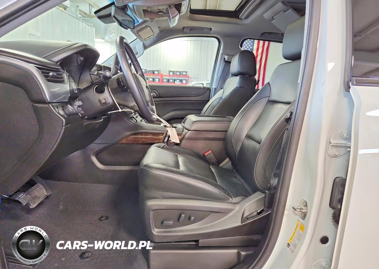 2019 Chevrolet Tahoe K1500 Lt VIN:1GNSKBKC9KR183586 - 7