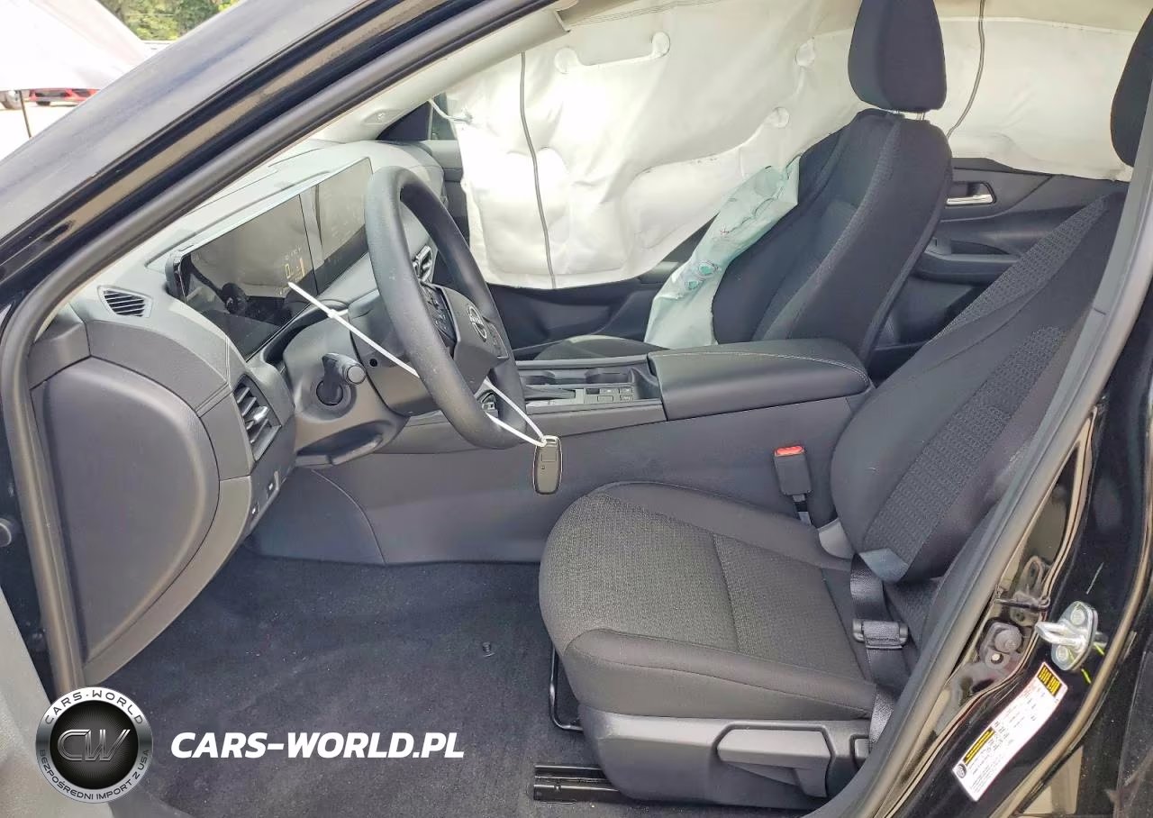 2026 Nissan Sentra S VIN:3N1AB9BV9TY228748 - 7