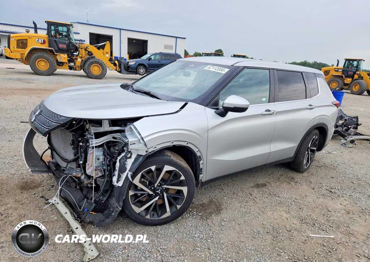 2024 Mitsubishi Outlander Se – zdjęcie 1 z 14