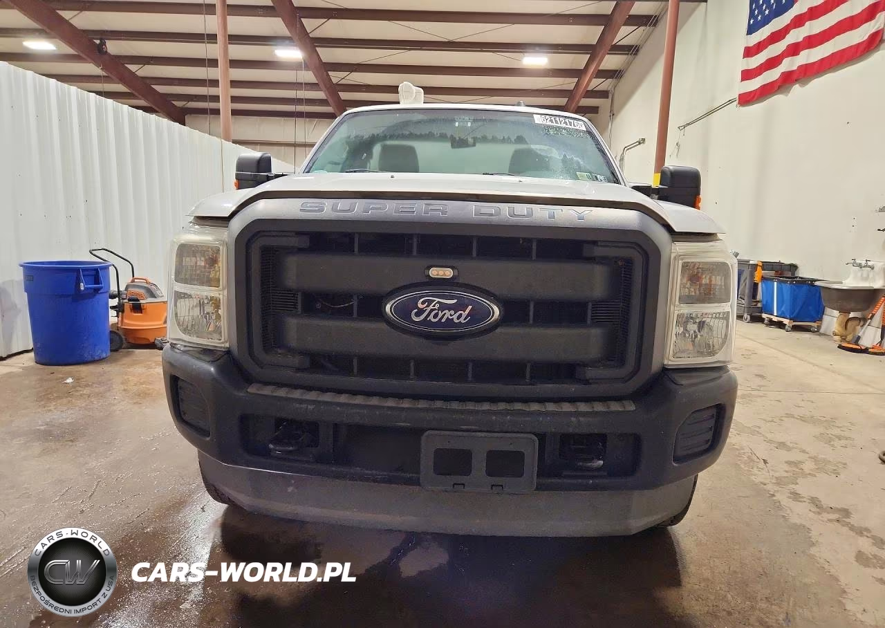 2013 Ford F250 Super Duty VIN:1FTBF2B65DEB31082 - 5