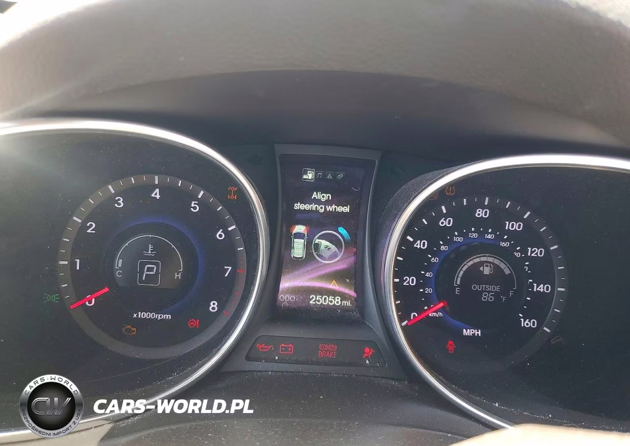 2015 Hyundai Santa Fe Sport 2.4L VIN:5XYZUDLB3FG303955 - 9