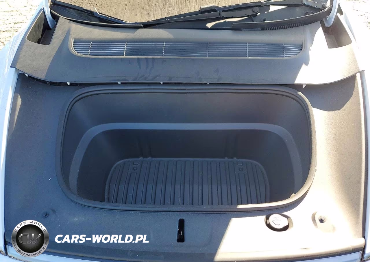2026 Tesla Model Y VIN:7SAYGDED0TF538465 - 11