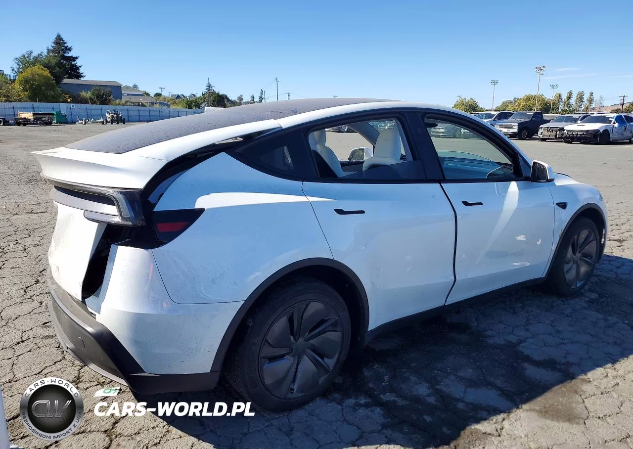 2026 Tesla Model Y VIN:7SAYGDED0TF538465 - 3