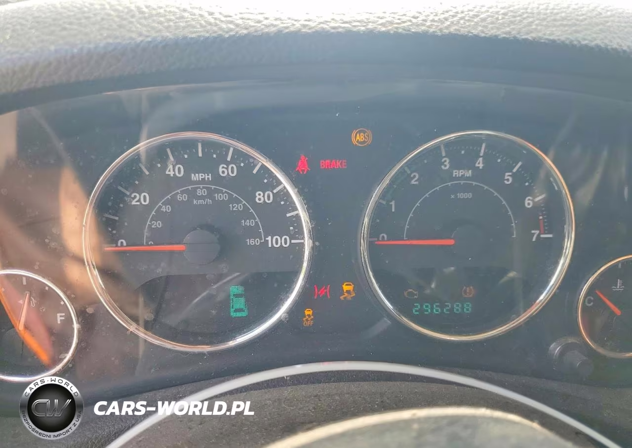2012 Jeep Wrangler Unlimited Sport VIN:1C4BJWDG0CL198937 - 9