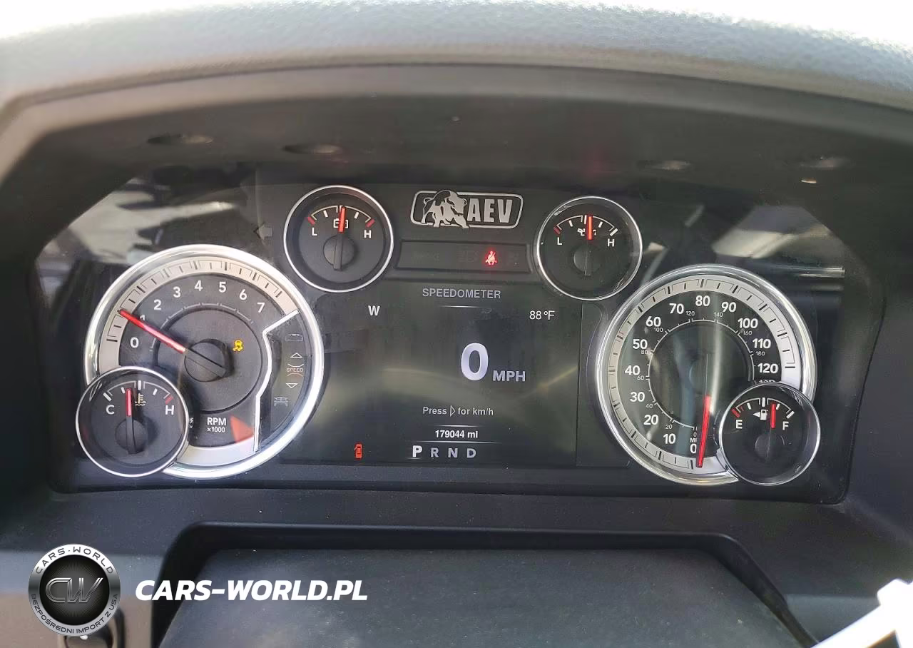 2016 Ram 2500 Slt VIN:3C6UR5DJ7GG186236 - 9