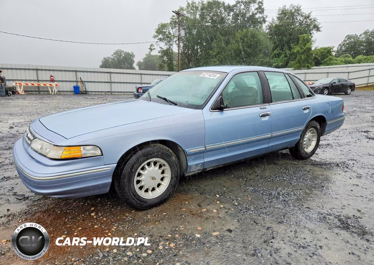 1997 Ford Crown Victoria Lx