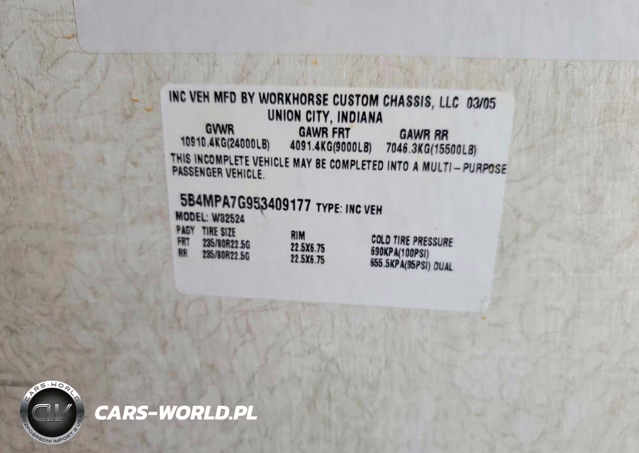 2005 Workhorse Custom Chassis Motorhome Chassis W24 VIN:5B4MPA7G953409177 - 10