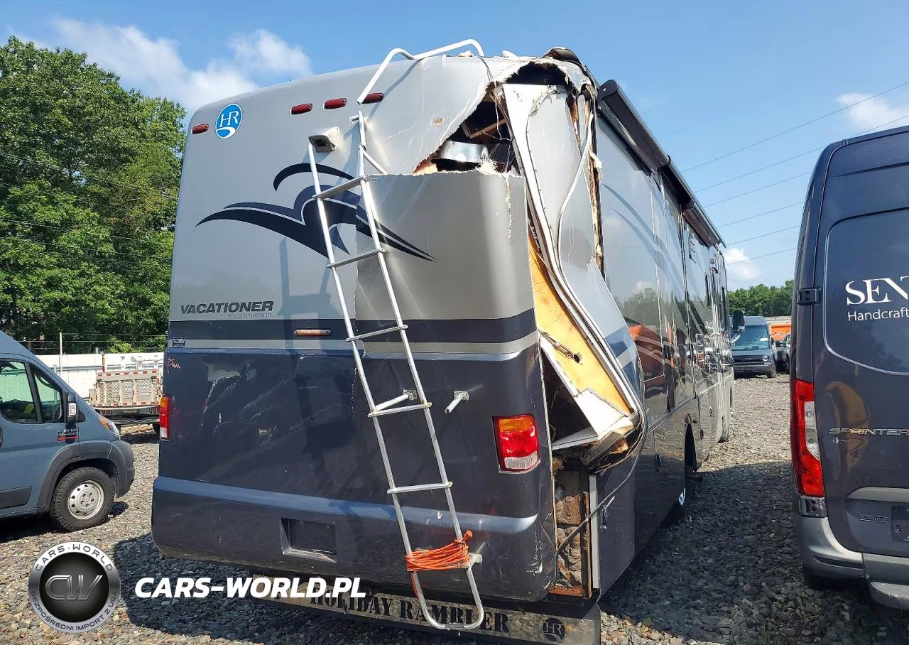 2005 Workhorse Custom Chassis Motorhome Chassis W24 VIN:5B4MPA7G953409177 - 4