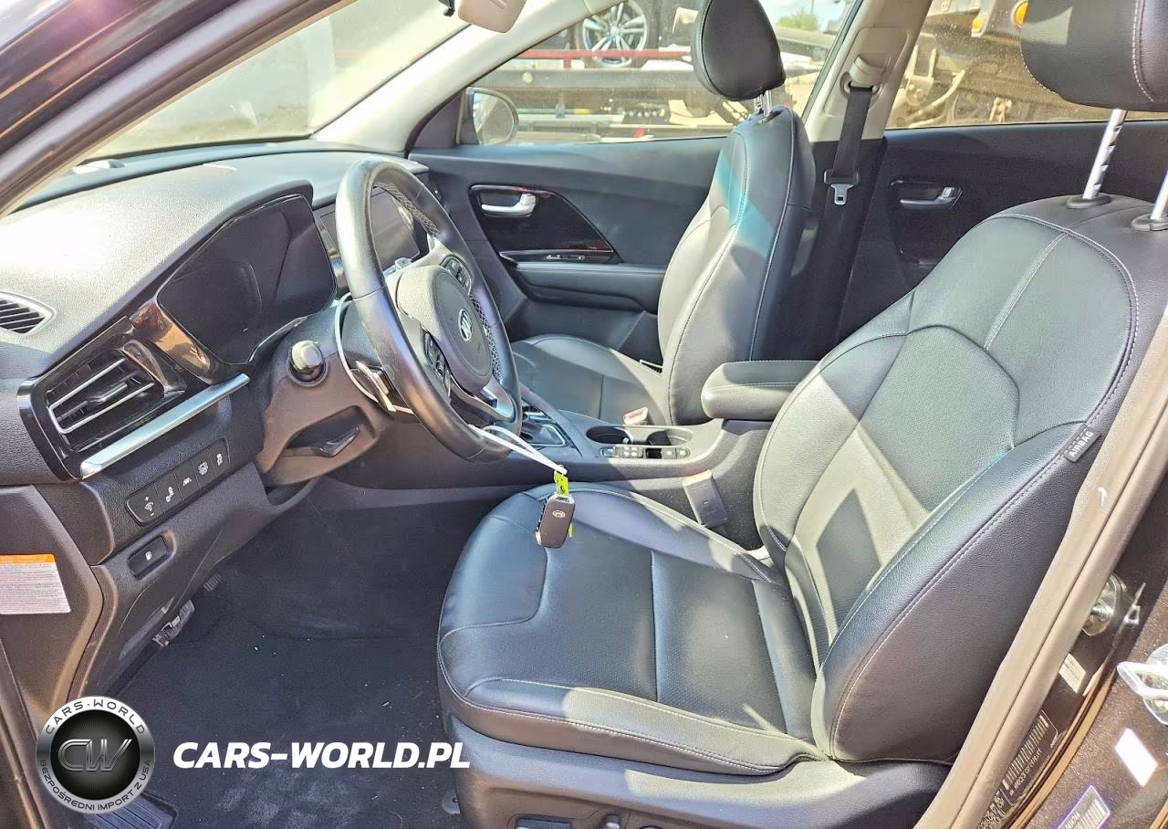 2020 Kia Niro Ex Premium VIN:KNDCE3LC5L5414744 - 7