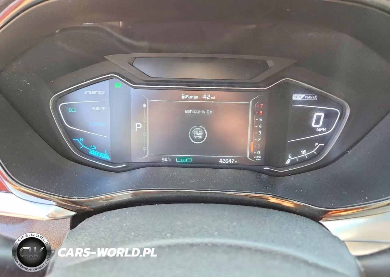2020 Kia Niro Ex Premium VIN:KNDCE3LC5L5414744 - 9