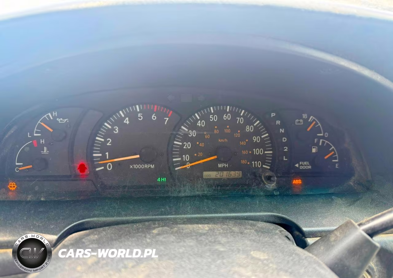 2003 Toyota Tundra Sr5 VIN:5TBBT44183S394299 - 8