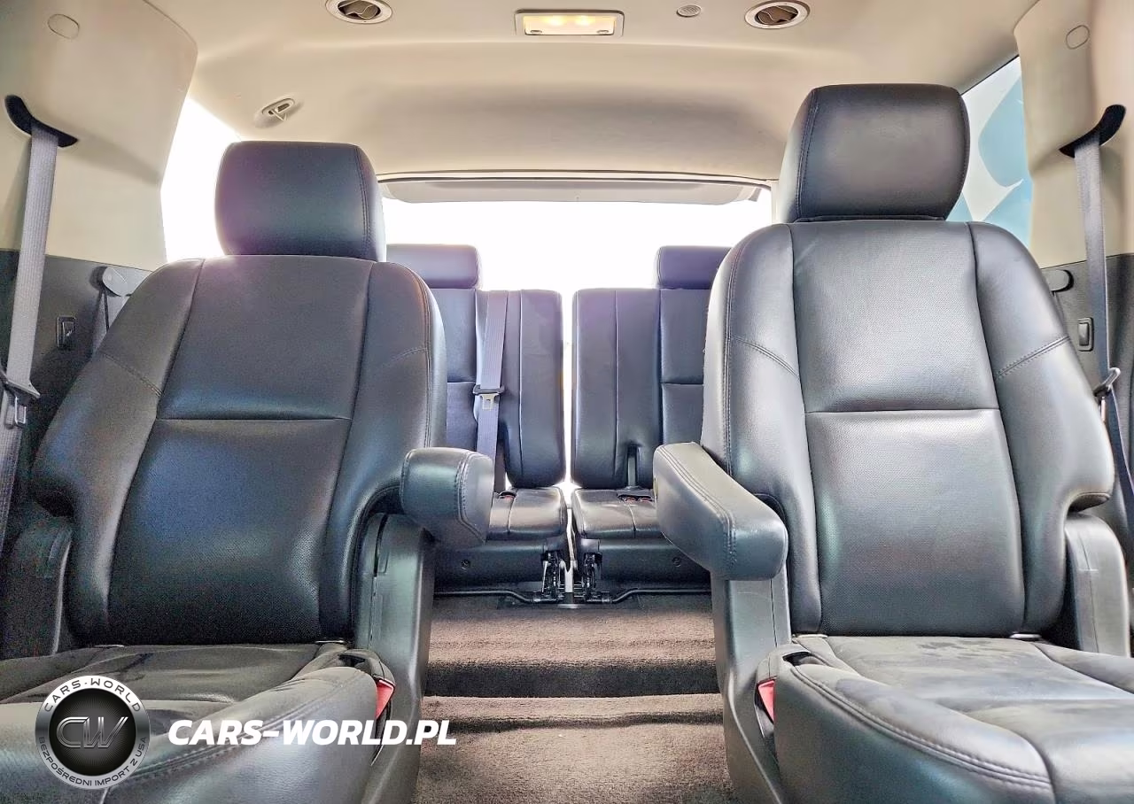 2011 Chevrolet Tahoe C1500 Ltz VIN:1GNSCCE05BR282197 - 10
