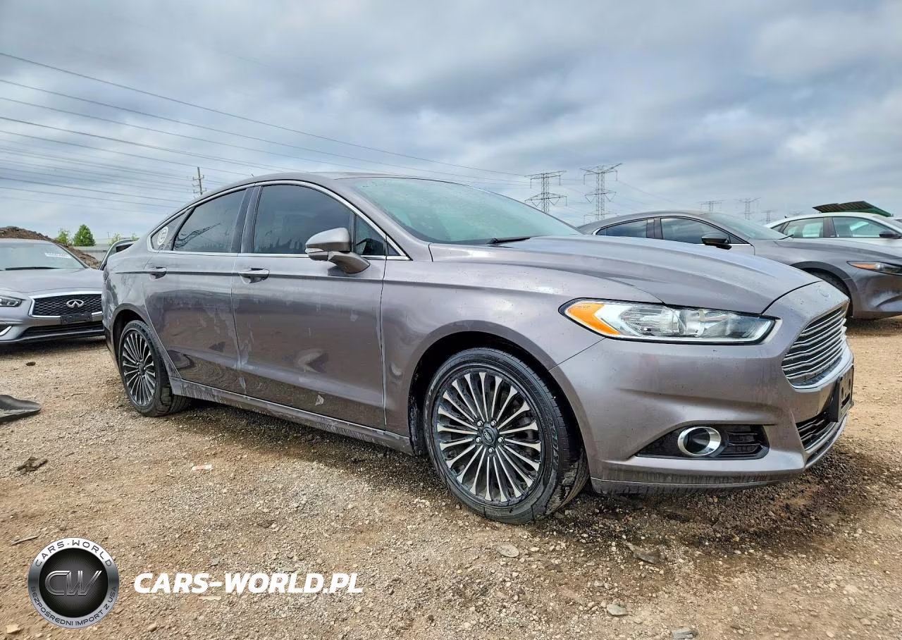 2013 Ford Fusion Titanium VIN:3FA6P0K90DR270827 - 4