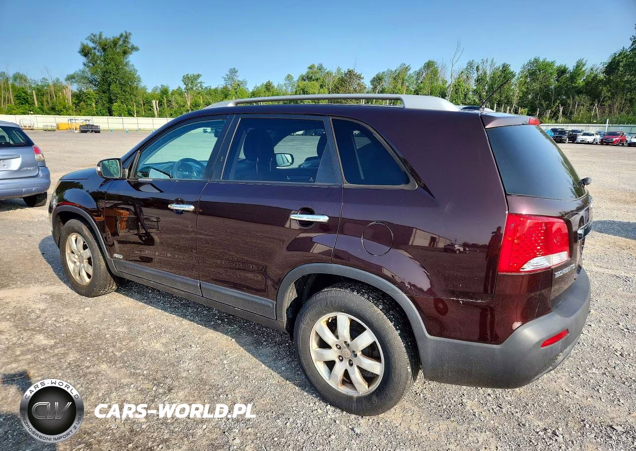 2011 Kia Sorento Lx VIN:5XYKTCA17BG089975 - 2