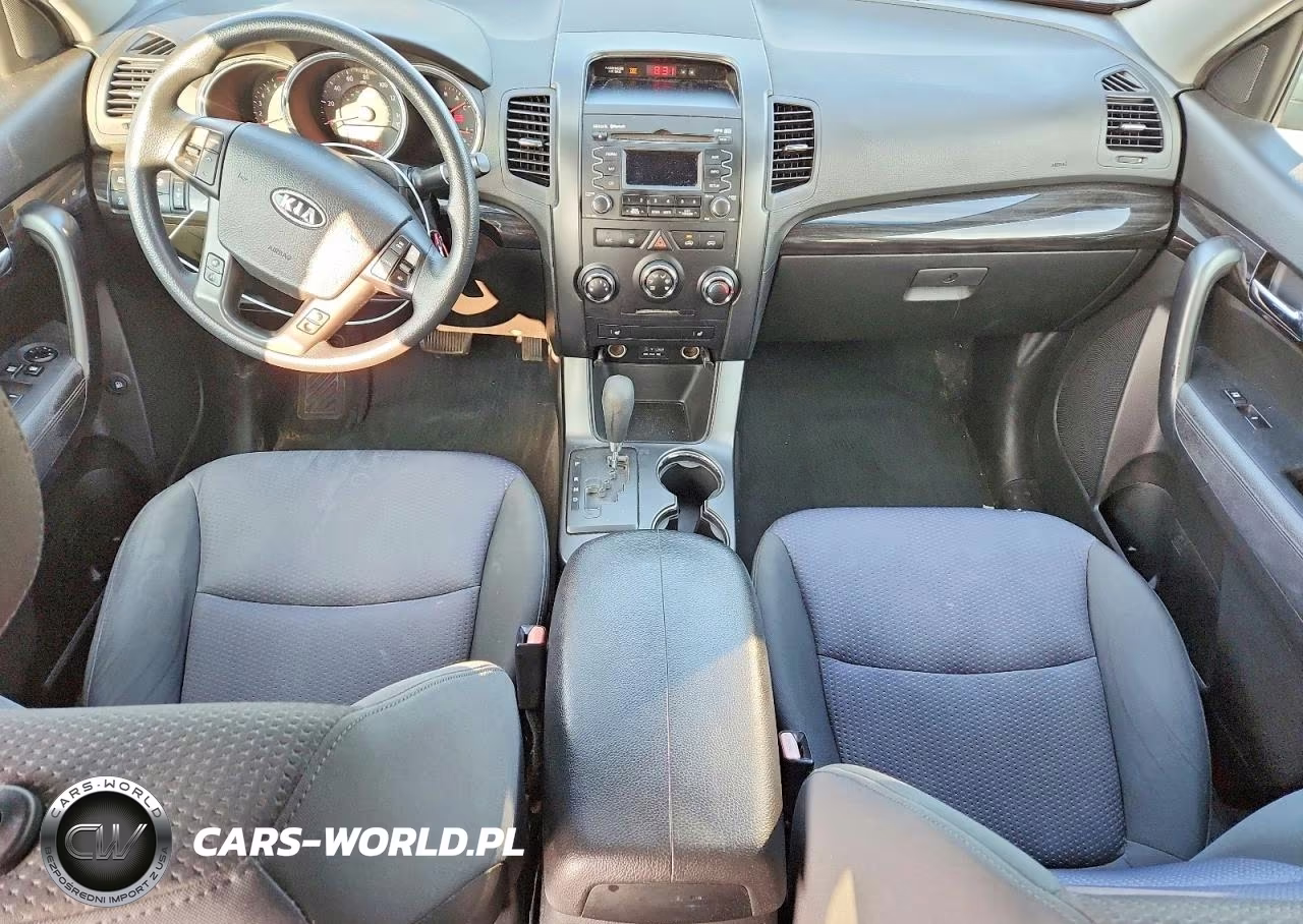 2011 Kia Sorento Lx VIN:5XYKTCA17BG089975 - 8