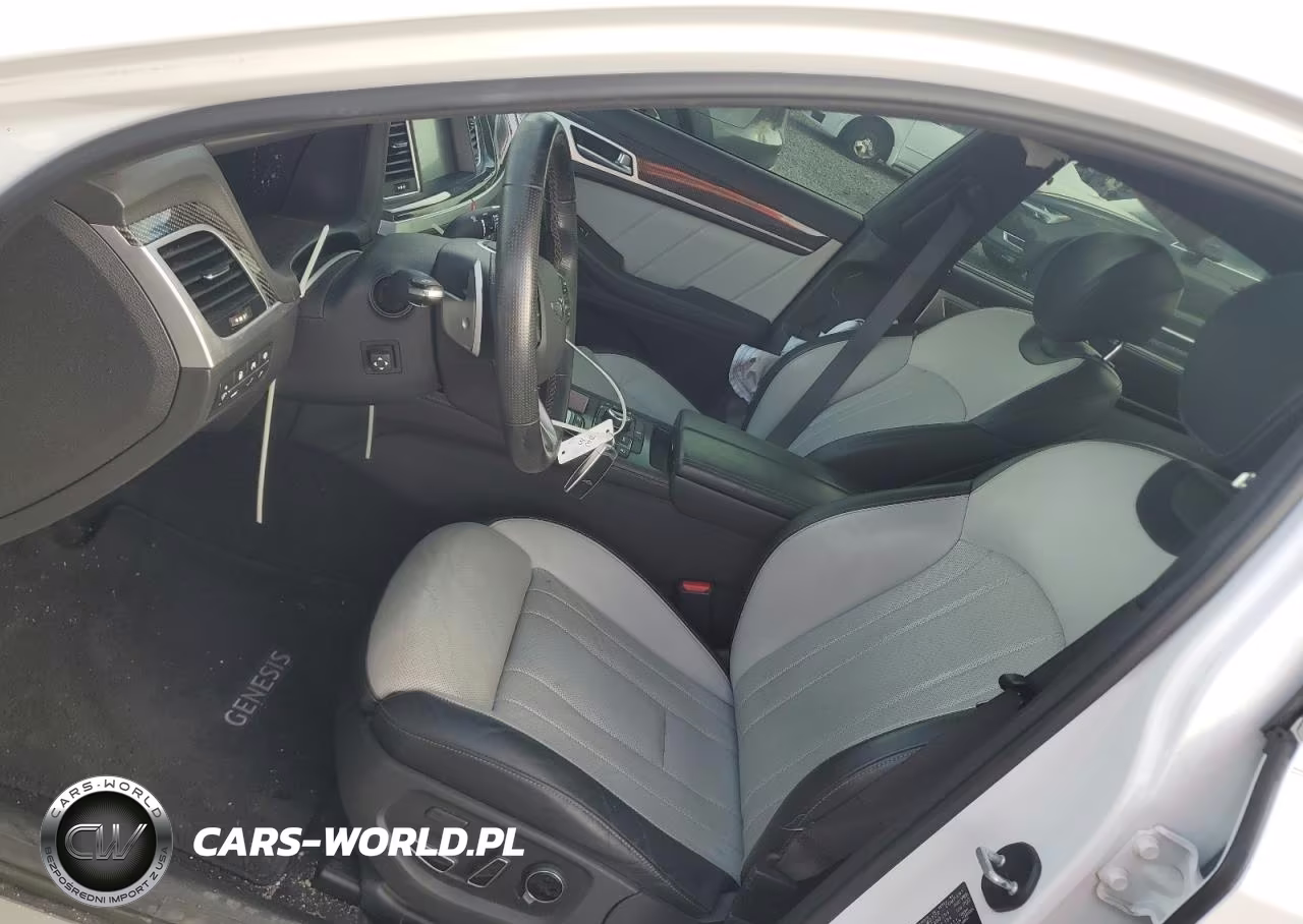 2018 Genesis G80 Sport VIN:KMHGN4JB0JU242848 - 7
