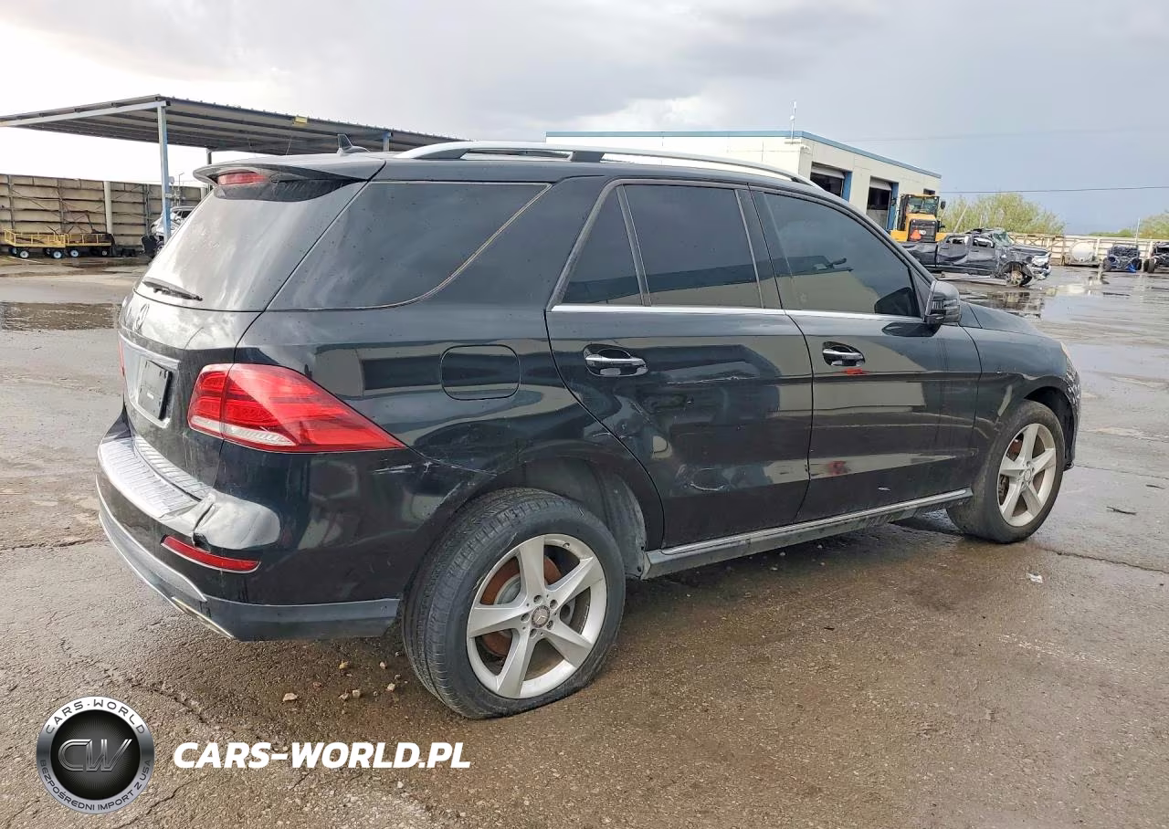 2016 Mercedes-Benz Gle 350 VIN:4JGDA5JB7GA747638 - 3
