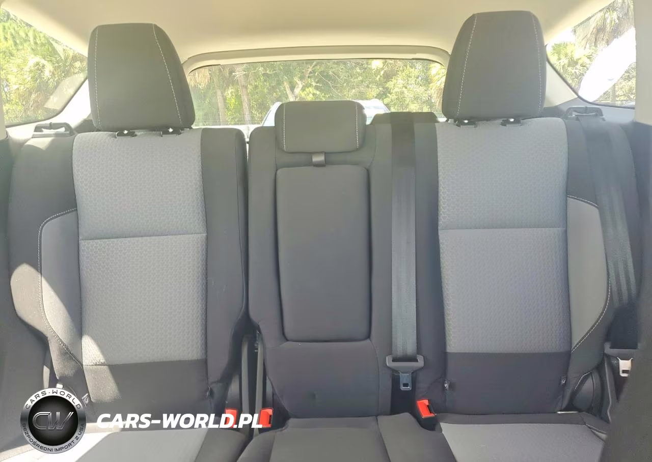 2018 Ford Escape Se VIN:1FMCU0GD0JUC67431 - 10