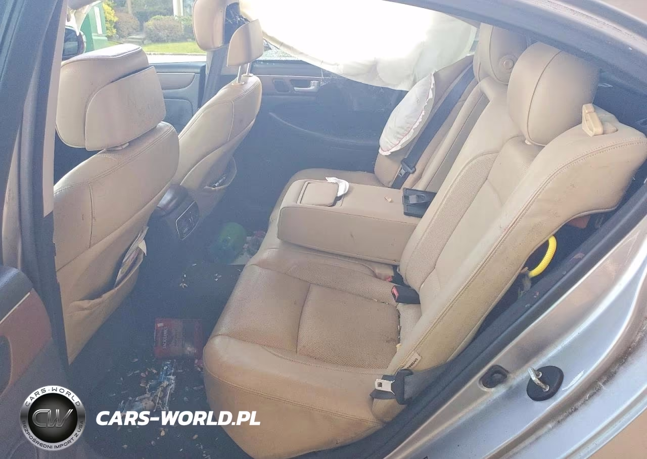 2012 Hyundai Genesis VIN:KMHGC4DF3CU208345 - 10