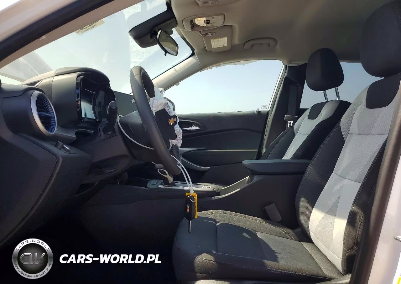 2026 Chevrolet Trax Ls VIN:KL77LFEP6TC035043 - 7