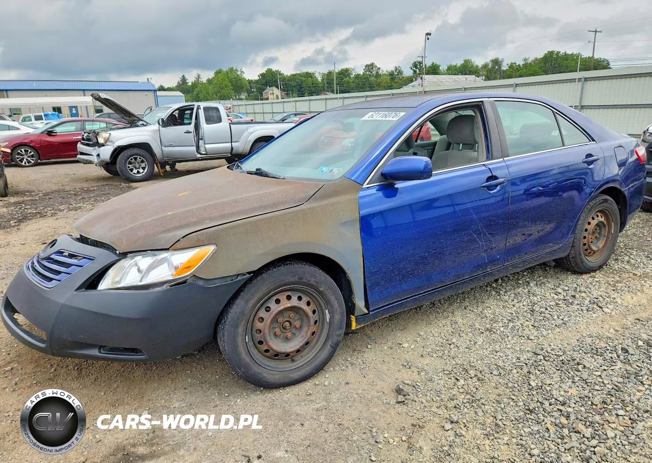 2009 Toyota Camry Le – zdjęcie 1 z 12