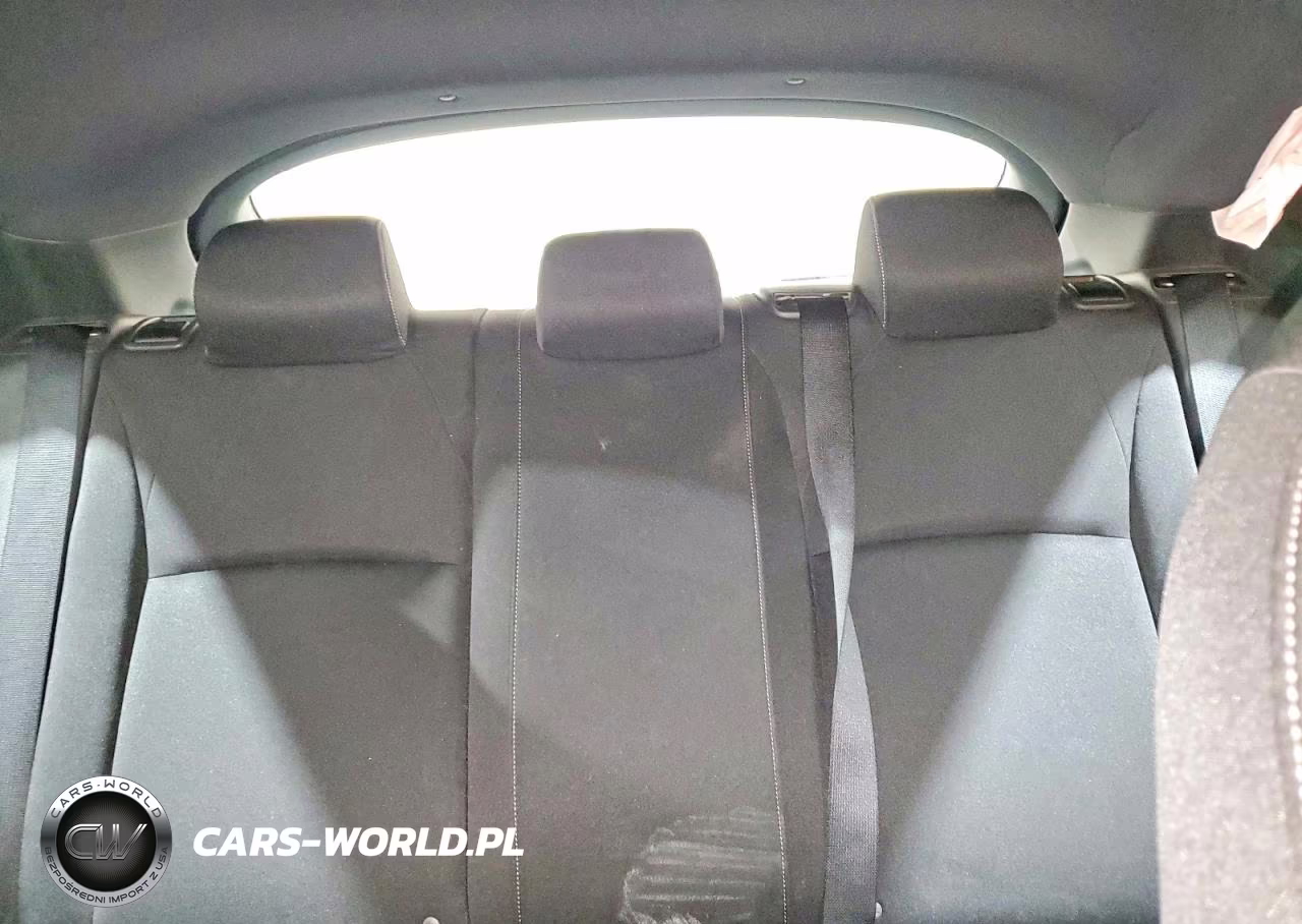 2018 Honda Civic Sport VIN:SHHFK7H46JU416690 - 10