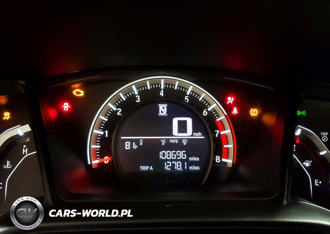 2018 Honda Civic Sport VIN:SHHFK7H46JU416690 - 9