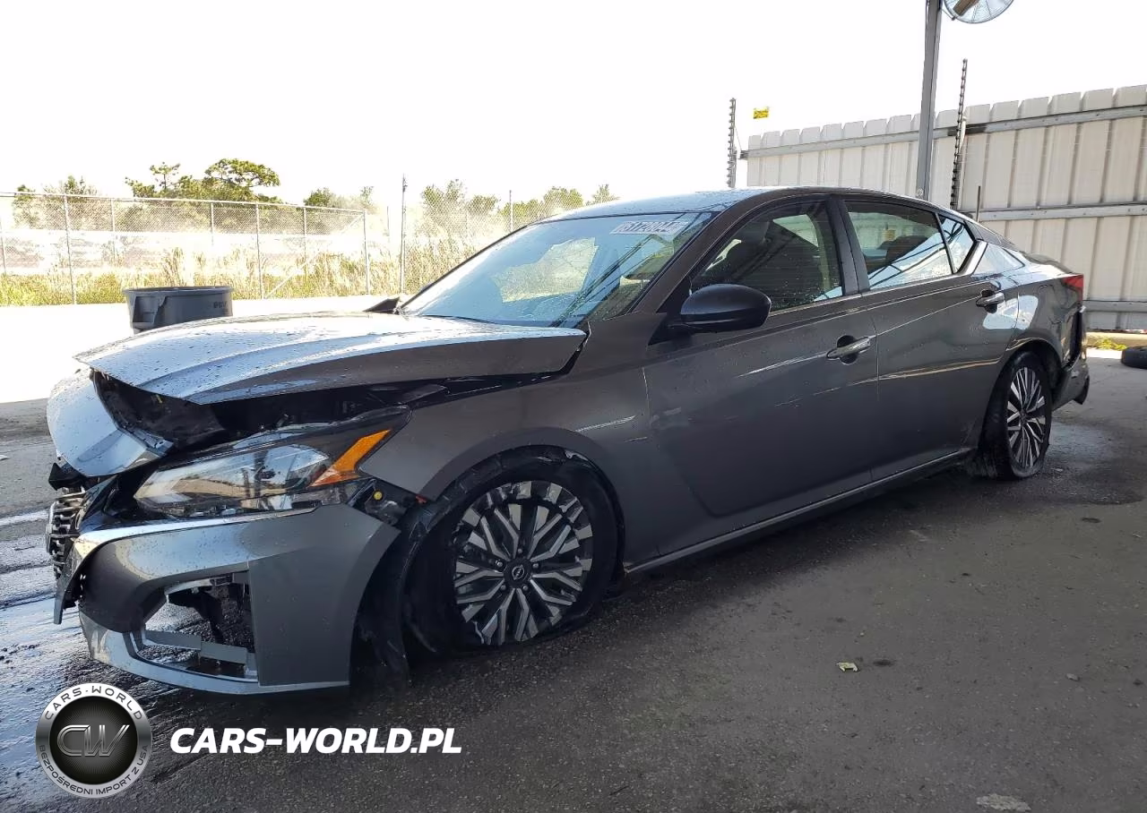2024 Nissan Altima Sv – zdjęcie 1 z 12