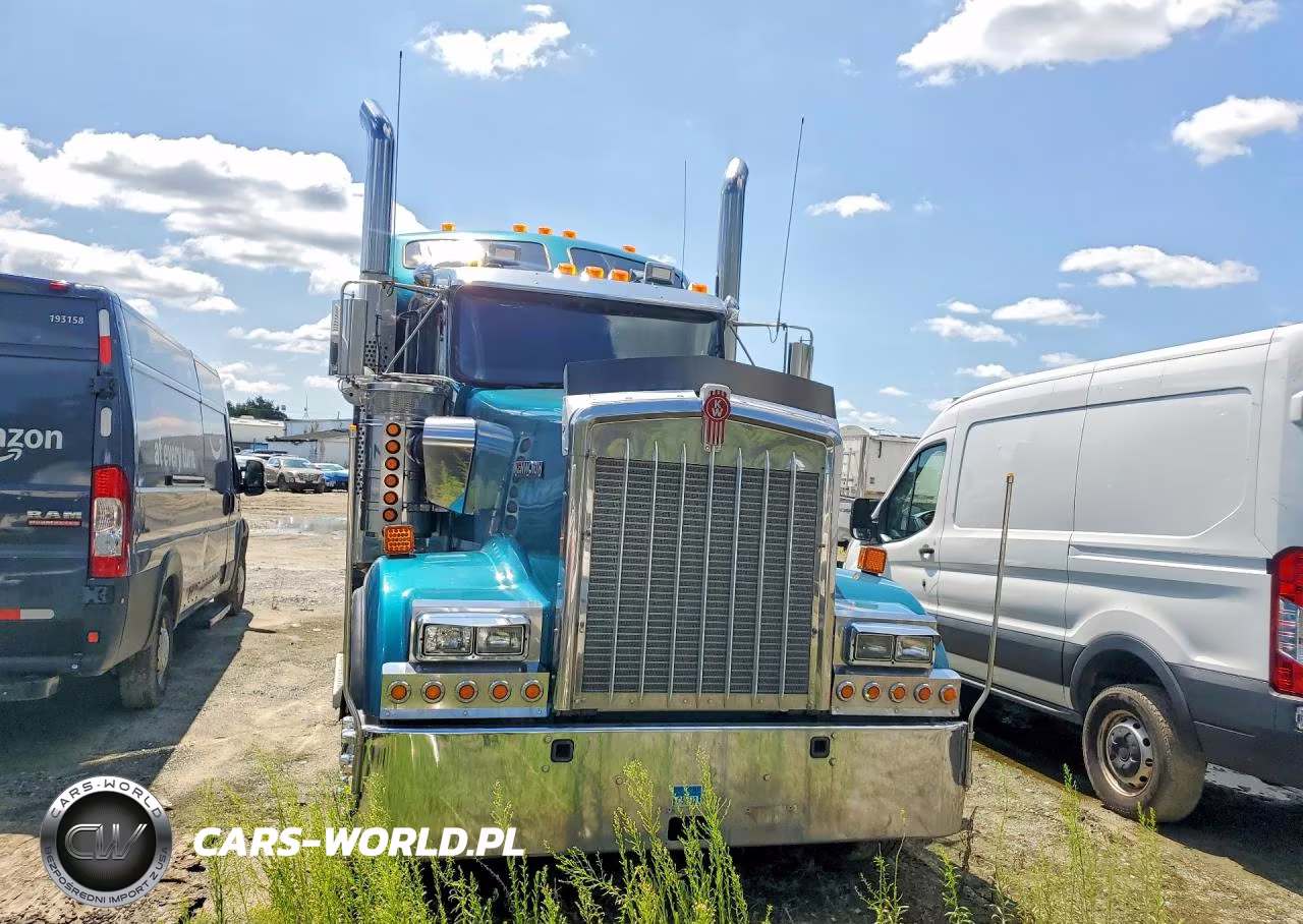 2012 Kenworth W900 Semi Truck VIN:1XKWD40XXCJ323655 - 5