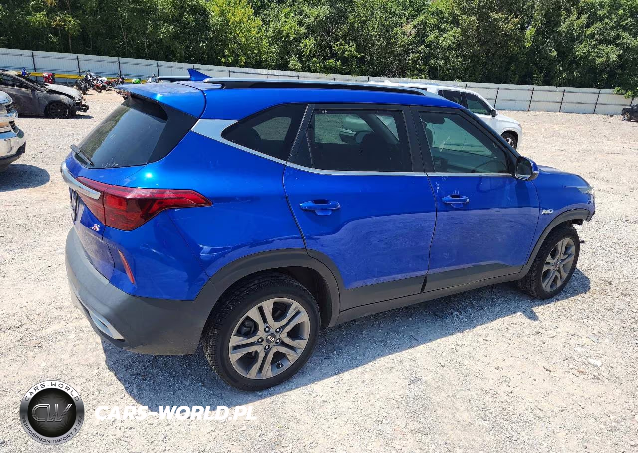 KIA SELTOS S VIN:KNDEUCAA3M7174418 - 3