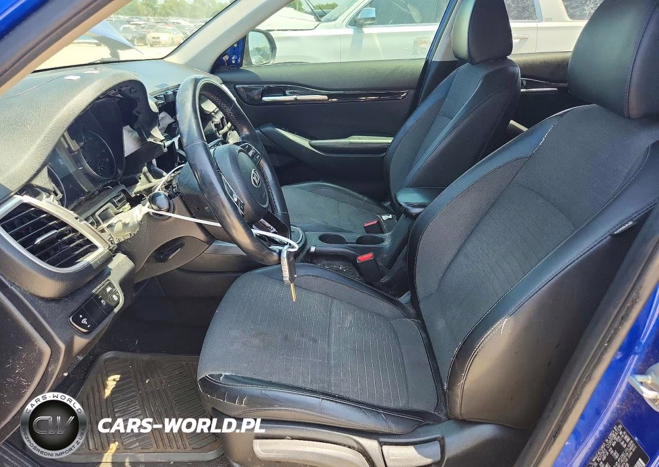 KIA SELTOS S VIN:KNDEUCAA3M7174418 - 7