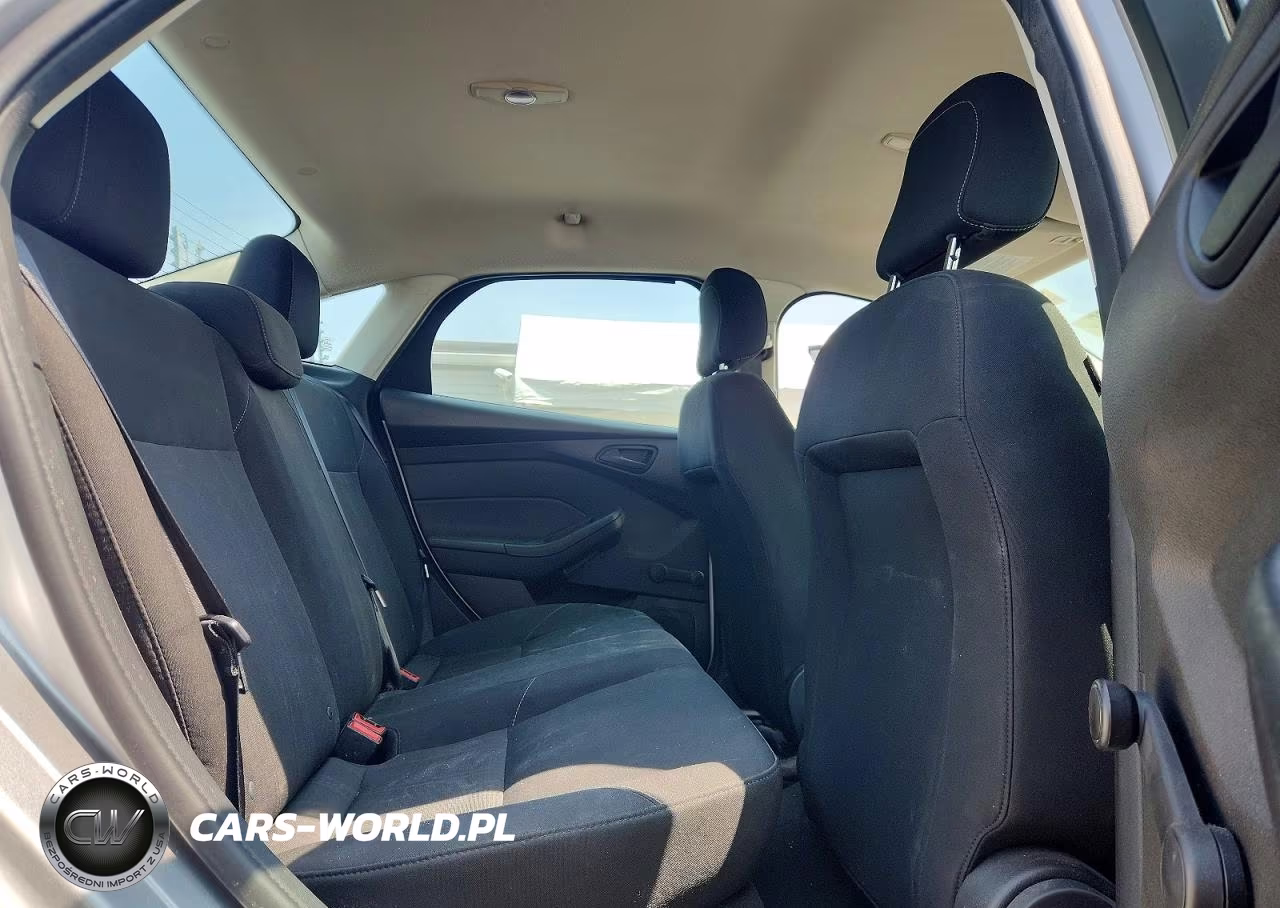 2017 Ford Focus S VIN:1FADP3E22HL338959 - 10