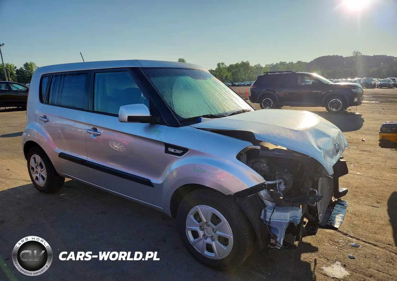 2012 Kia Soul Base VIN:KNDJT2A51C7383847 - 4