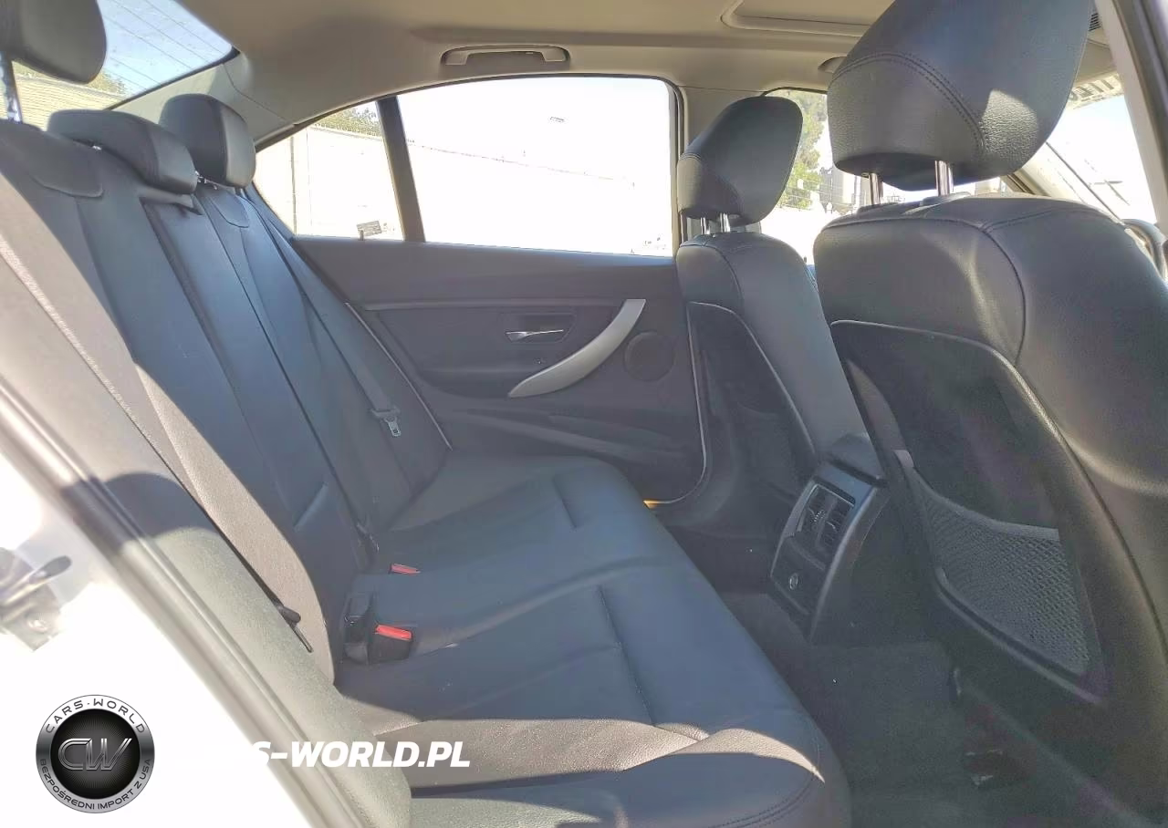 2018 BMW 320 Xi VIN:WBA8A3C5XJA487127 - 10