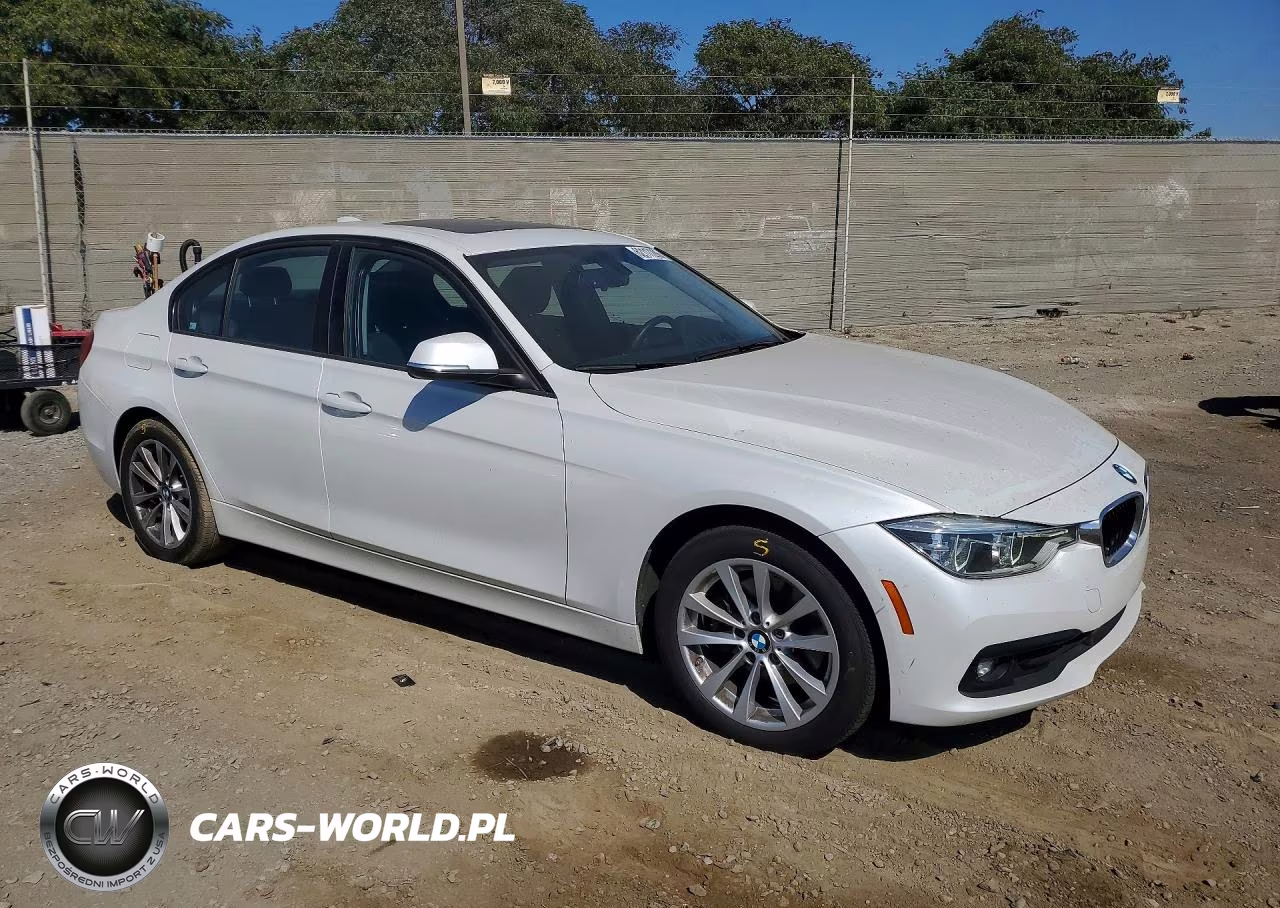 2018 BMW 320 Xi VIN:WBA8A3C5XJA487127 - 4