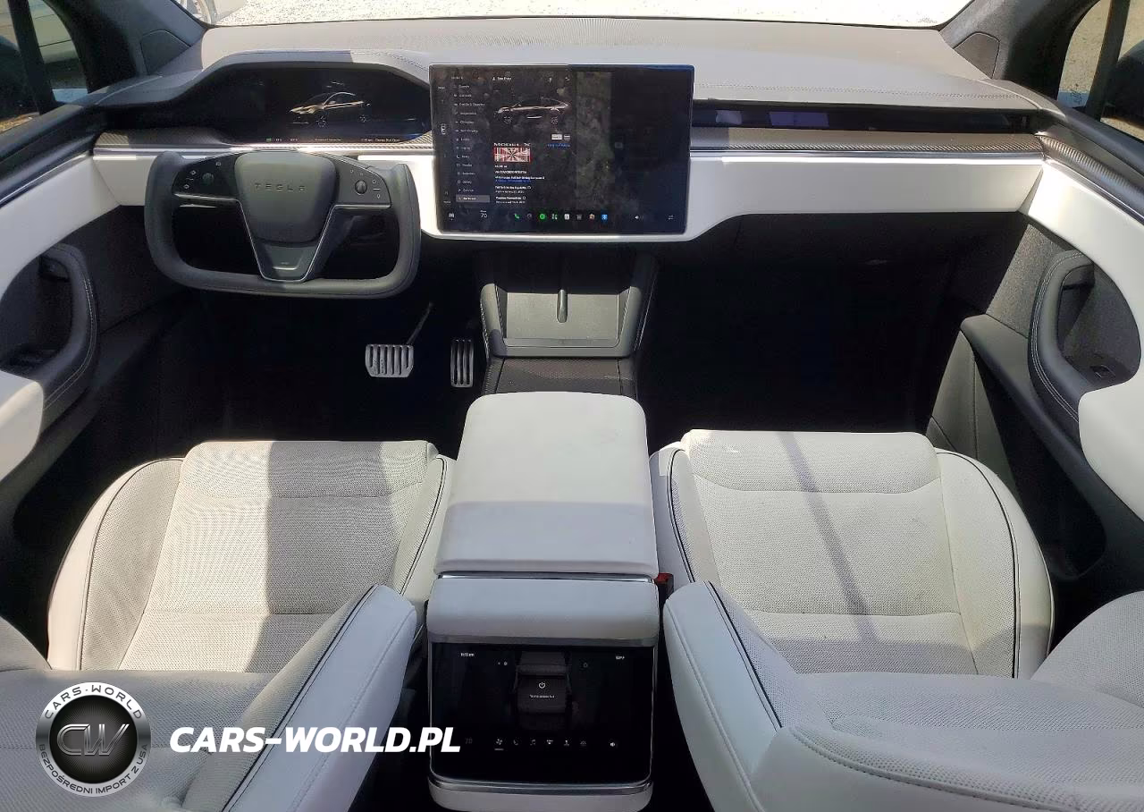 2022 Tesla Model X VIN:7SAXCBE60NF333714 - 8