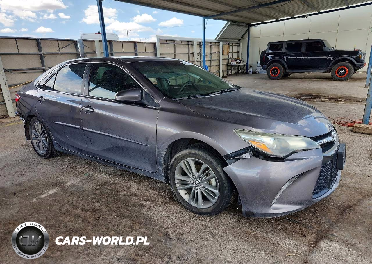2017 Toyota Camry Se VIN:4T1BF1FK9HU315904 - 4