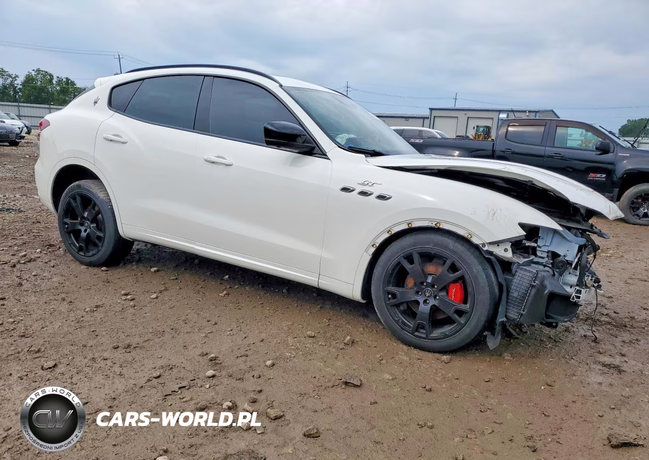 2022 Maserati Levante Base VIN:ZN661XUA9NX383534 - 4