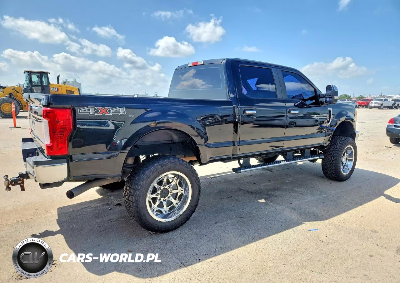 2017 Ford F250 Super Duty VIN:1FT7W2B64HEF01224 - 3